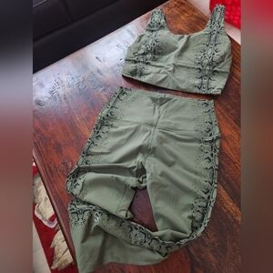 NWOT Curves N Combat Boots NKD Green Snakeskin Set